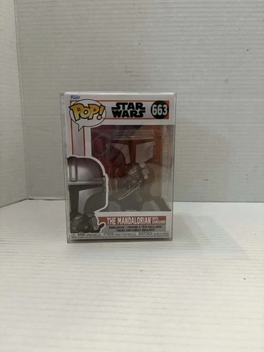 Funko Pop! Vinyl: Star Wars - The Mandalorian with Darksaber #663 With Protector