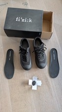FIZIK Mountainbike-Schuhe mit vielseitigem Design GRAVITA VERSOR FLAT 44EU