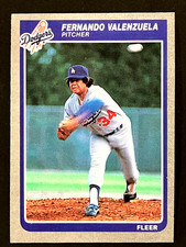 1985 Fleer Baseball - Fernando Valenzuela #387 - Los Angeles Dodgers - NM-MINT