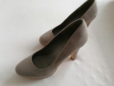 Damen Pumps Velouroptik . Größe: 42. Farbe:...
