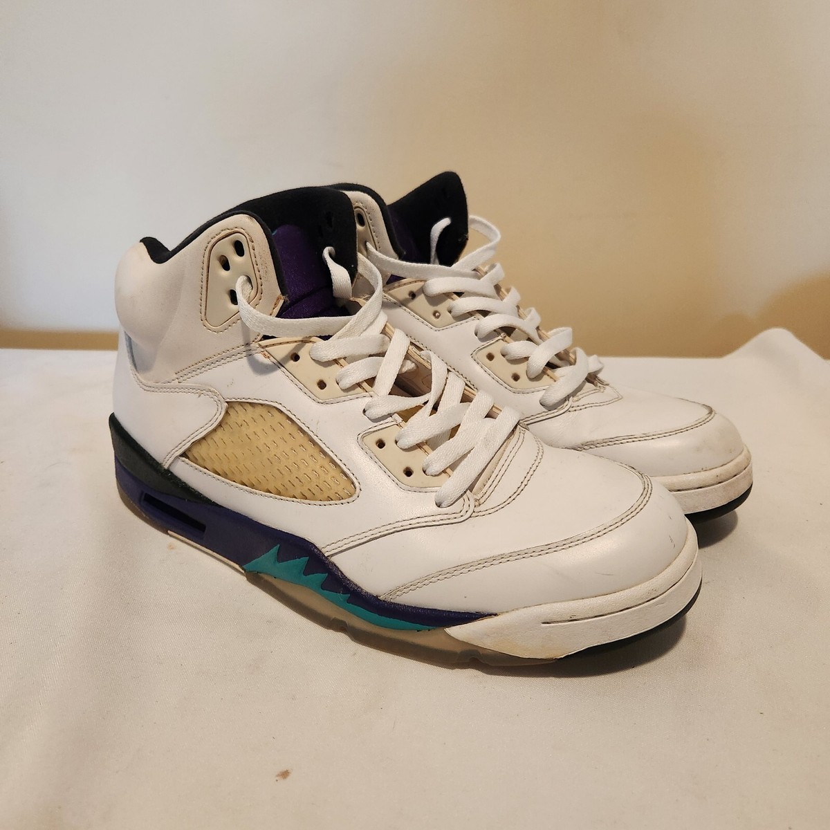 Nike Jordan 5 Retro Grape 2013 White Men Size 9 136027