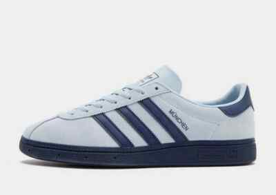 Adidas Originals Munchen Shoes in Clear Sky and Dark Blue