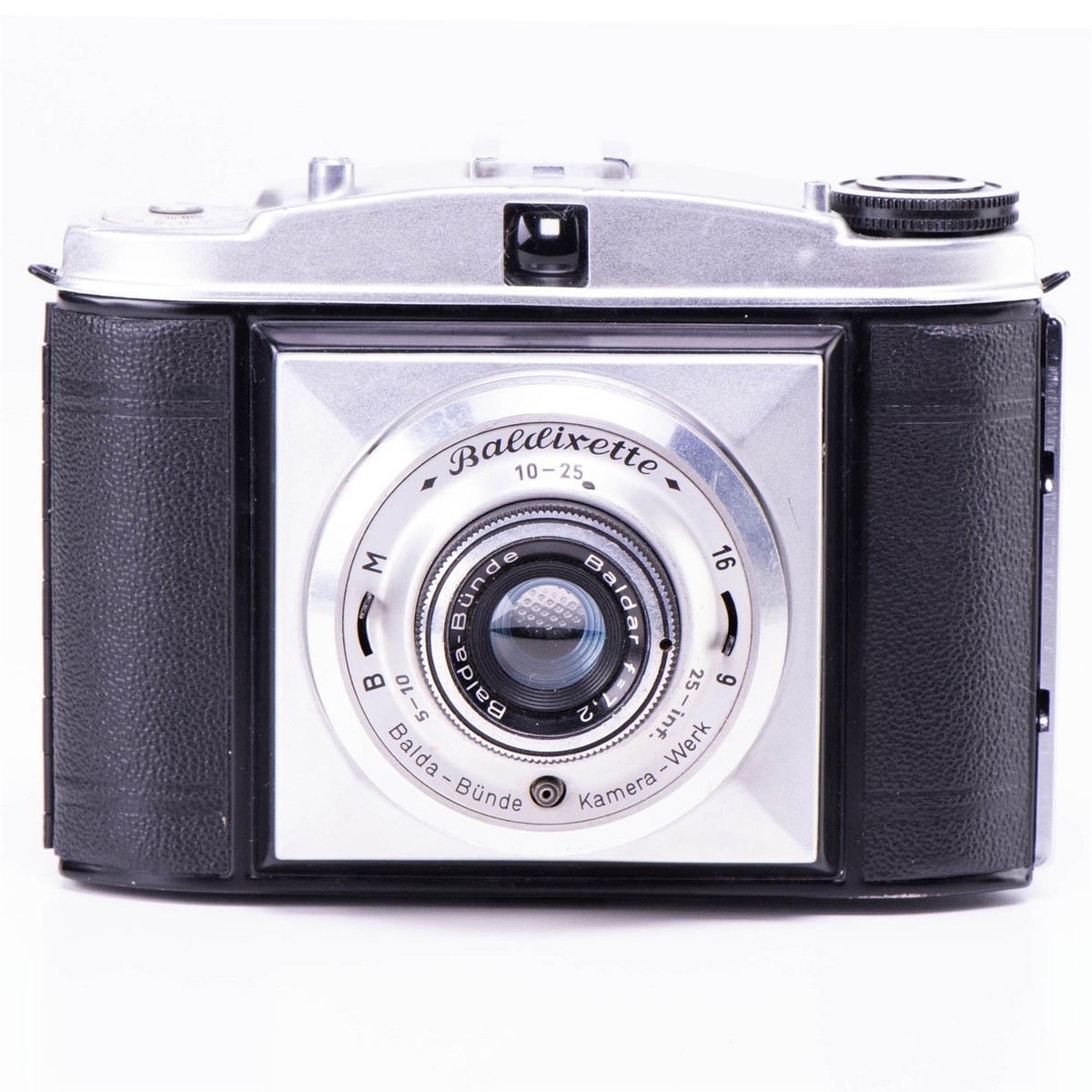 Balda Bünde Baldixette Camera | Baldar f7.2 | White and Black