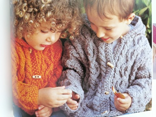 ADORABLE KNITS FOR TINY TOTS, 25 Designs for Babies/Toddlers, Zoe Mellor, 144pg - Picture 14 of 24