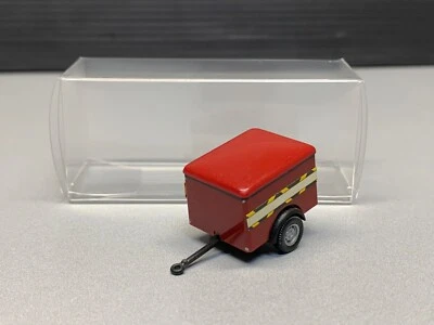 PKW Ein-Achs Anhänger Auto Bau kleiner Allzweck Trailer rot red Brekina H0 1:87 - Bild 1 von 4