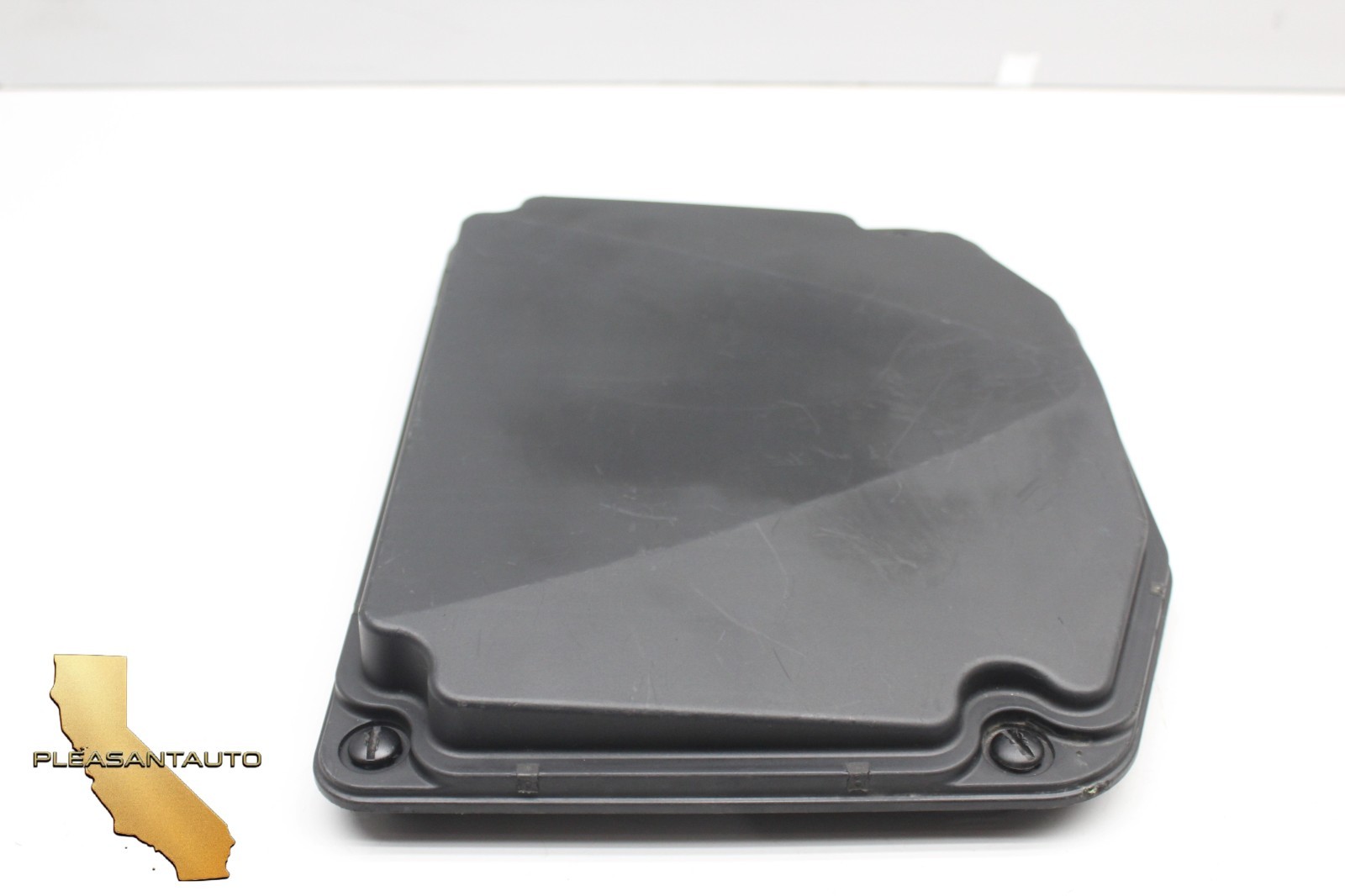 2004-2019 MASERATI QUATTROPORTE M139 Engine Fuse Bay Relay Box Upper Cover OEM