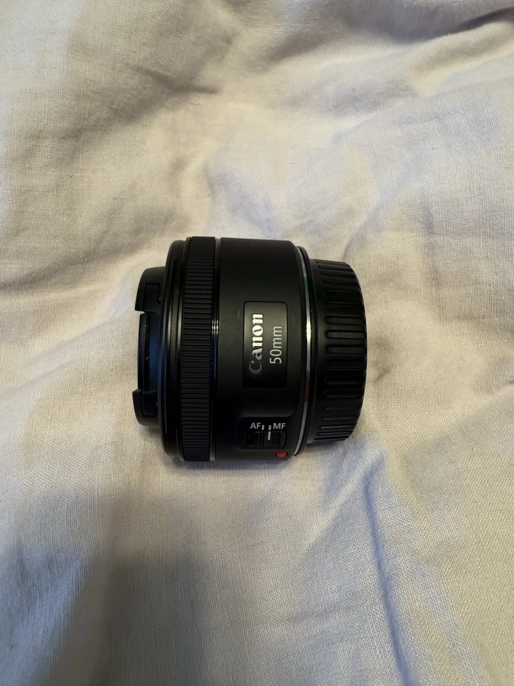 Canon Lens EF 50mm f/1.8 银色 — 第 3/4 张图片