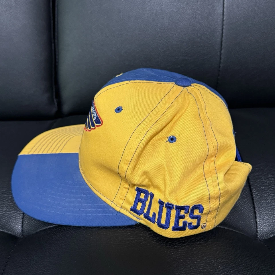 Vintage Starter NHL St Louis Blues Two Time SnapBack Hat - Image 2 of 4