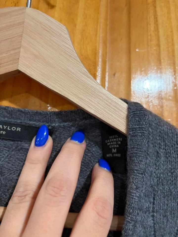 Lord & Taylor Cashmere Cable Knit Cardigan Gray M Elbow Patch Classic Soft - Image 3 of 4