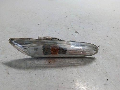 BMW X1 E84 Kotflügelblinker vorne rechts 725332602 2.00 Diesel 105kw 28396774