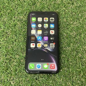 Apple iPhone XR - 64GB - BESCHREIBUNG LESEN 85% BH *Display gesprungen* (A174)