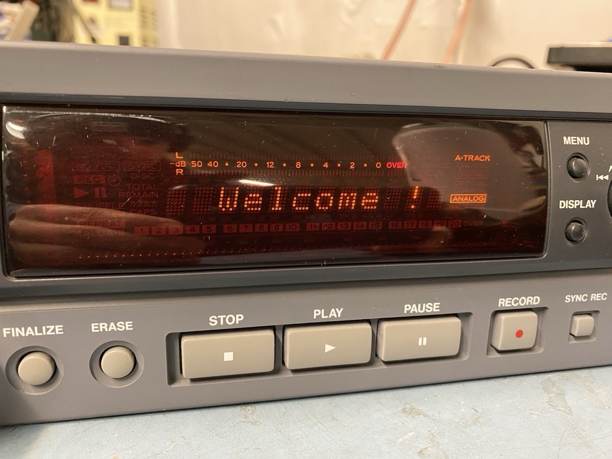 □t827 中古☆TASCAM タスカム CD-RW2000 CDレコーダー