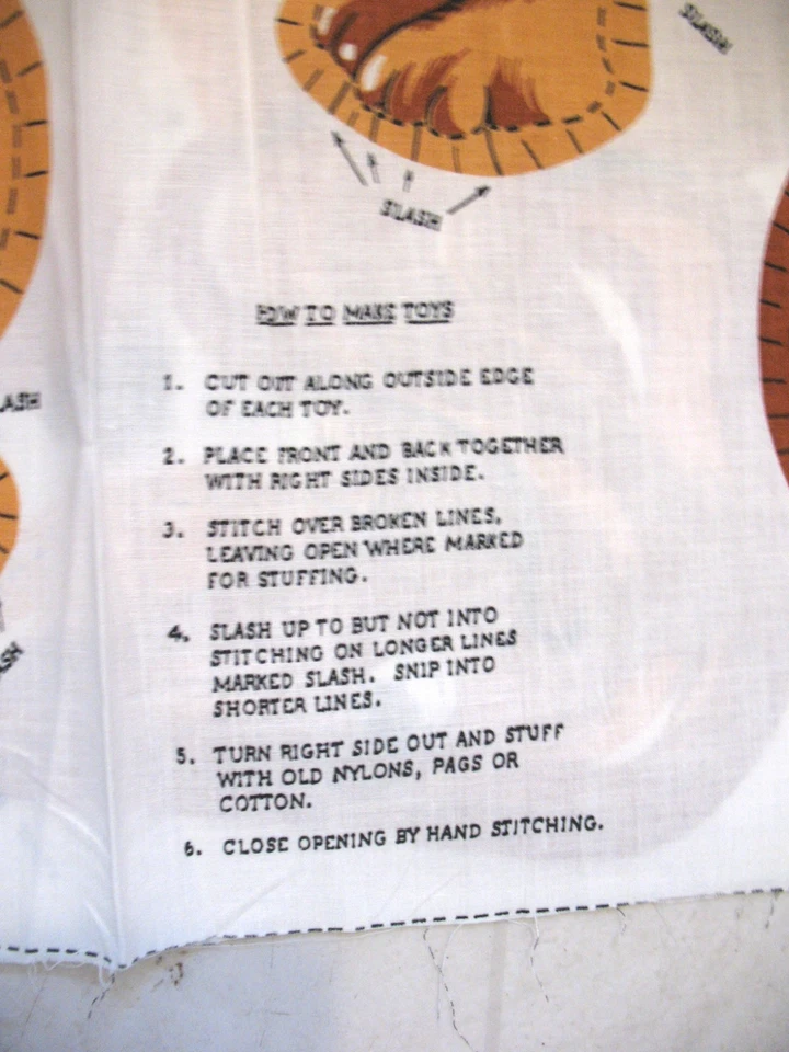 * Dachshand Doxie Weiner Perro PANEL DE TELA cortar y coser 17x37" Almohada Muñeca Aplique Foto 4 de 4