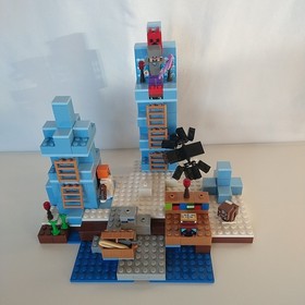LEGO Minecraft: The Ice Spikes (21131) Complete with manual