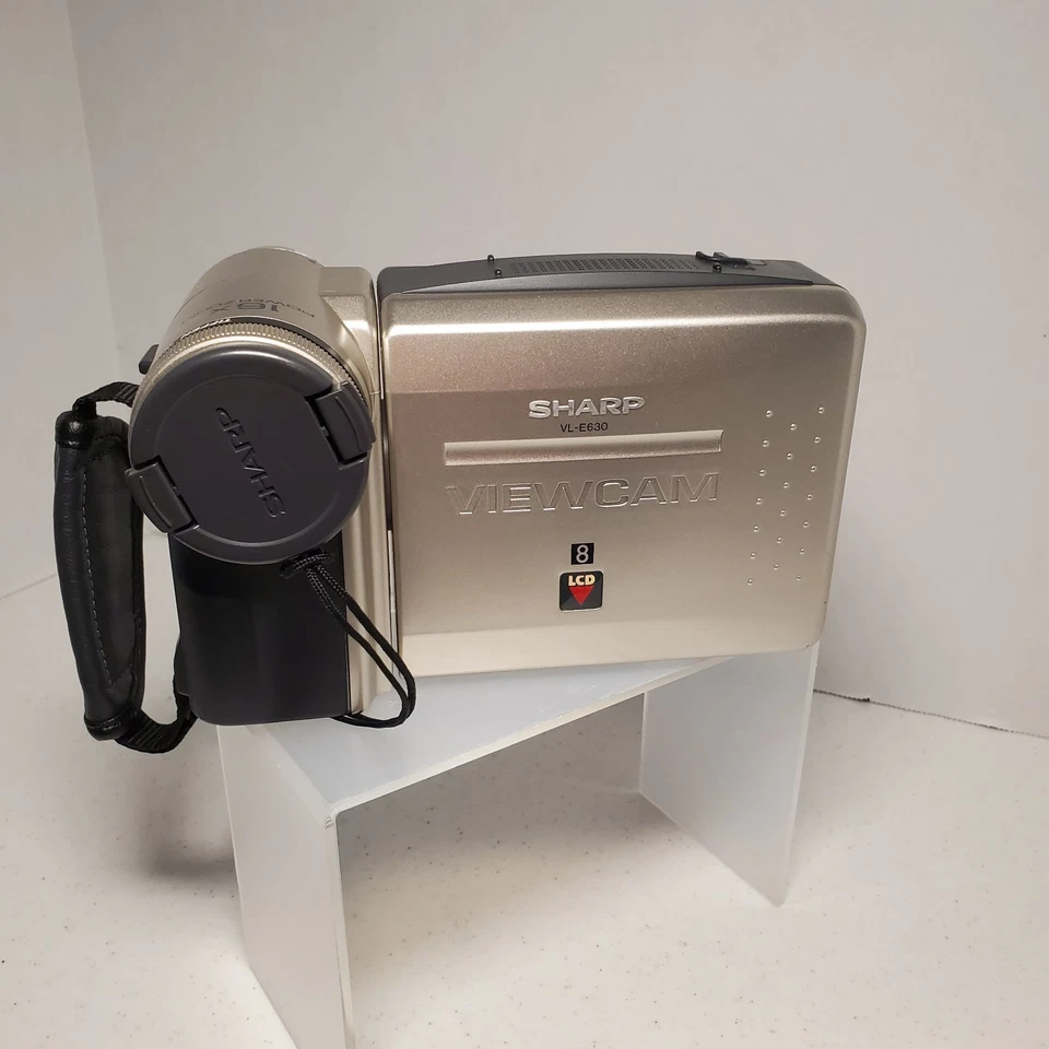 Sharp VL-E630U Viewcam 8mm Camcorder Video Transfer BUNDLE TESTED Works W/case - Image 2 of 4