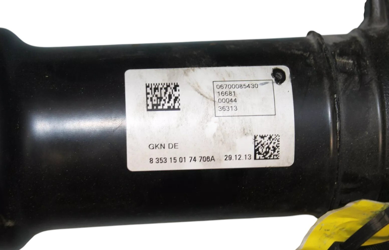 14-19 Maserati Quattroporte Rear Drive Axle DriveShaft Propeller 8353150174 Oem