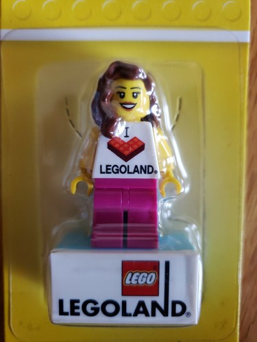 LEGO 851331 I love LEGOLAND Magnet Minifigure Female, Girl NEW Exclusive - Picture 2 of 3