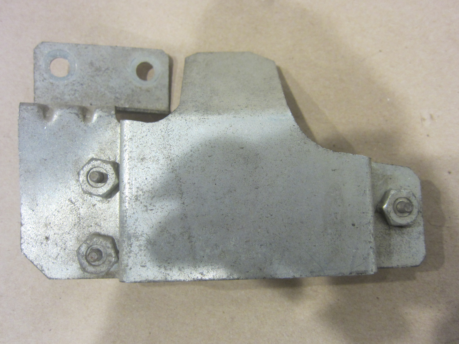 Ferrari 612, Maserati Quattroporte T P M S Antenna. Part# 191433