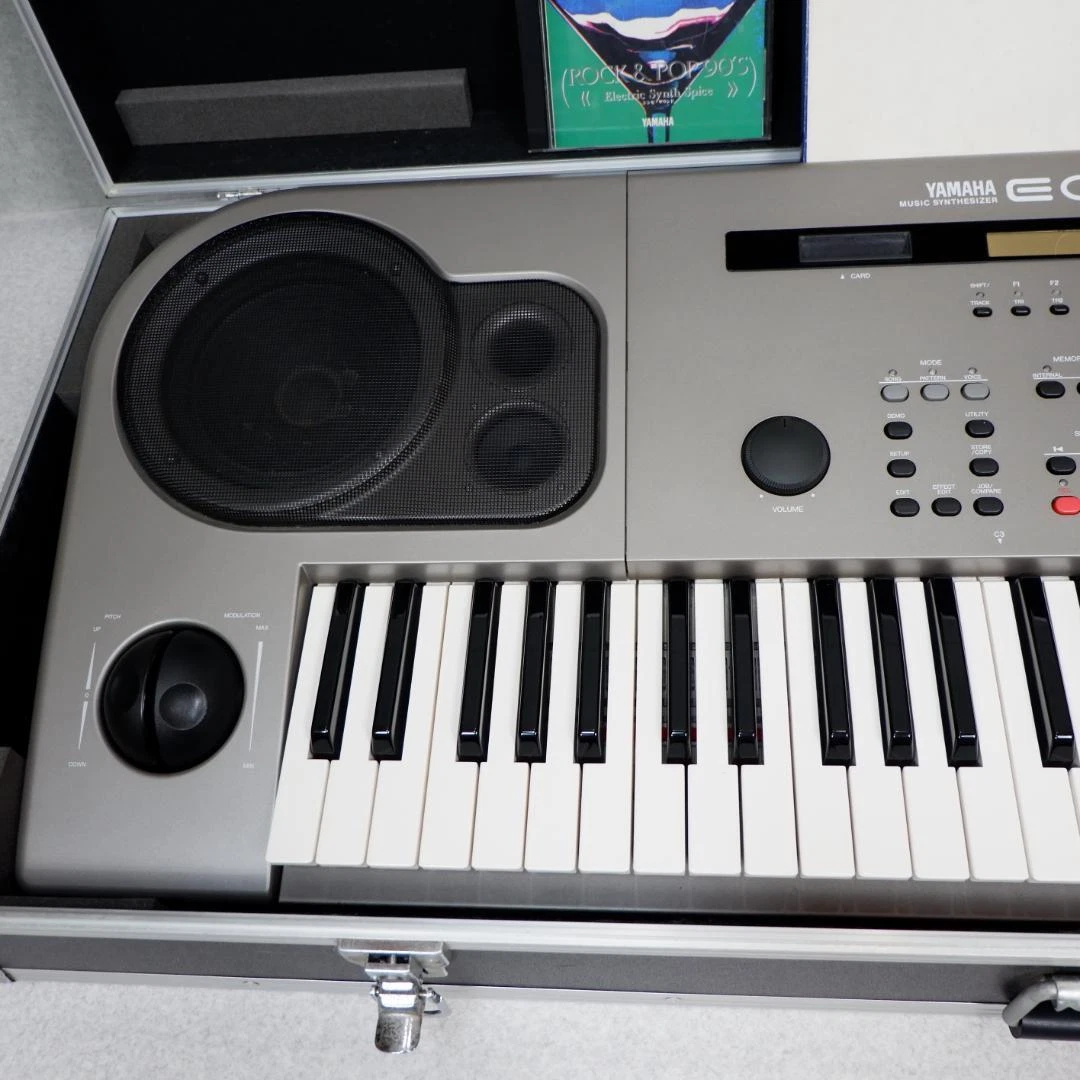 Yamaha Synthesizer Keyboard EOS B500