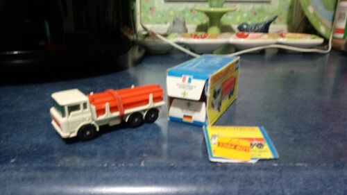 LESNEY MATCHBOX #58 DAF GIRDER TRUCK MINT IN BOX - Picture 2 of 3