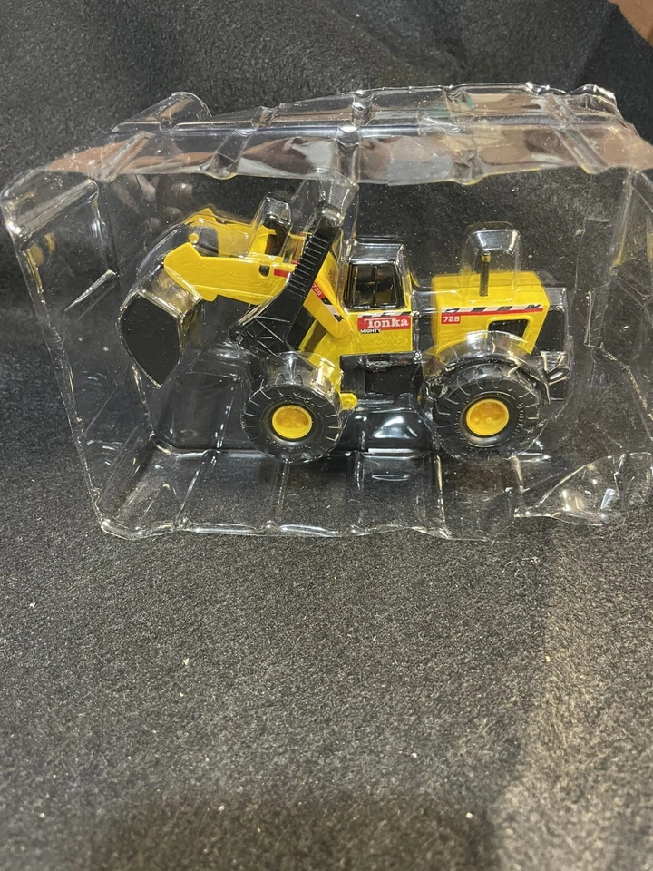 Cargador frontal Maisto Hasbro Tonka Mini Mighty 728 de colección y camión de volteo 768 Foto 4 de 4