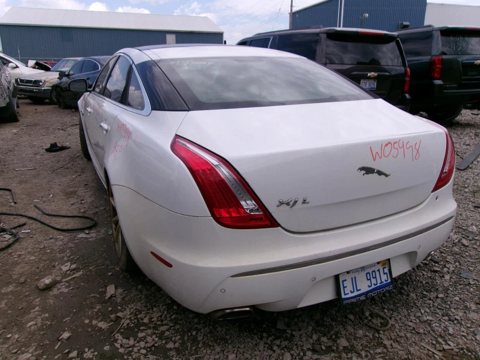 Braço de controle superior dianteiro direito usado dianteiro serve: 2012 Jaguar Xj RWD dianteiro Ri - Imagem 3 de 4