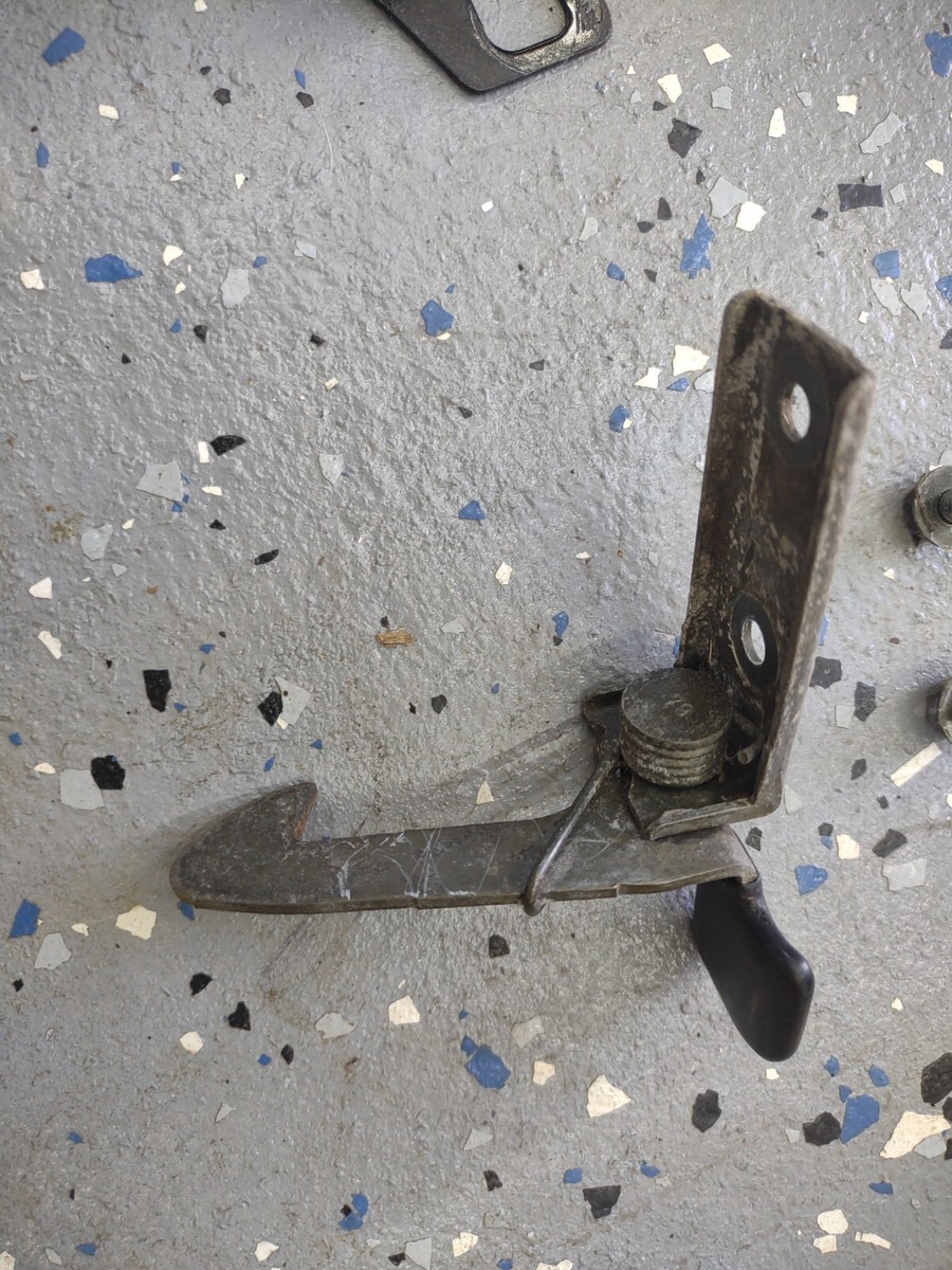 87-89 Nissan 300zx Z31 VG30 OEM Hood Latch & Release (84-86?) | eBay