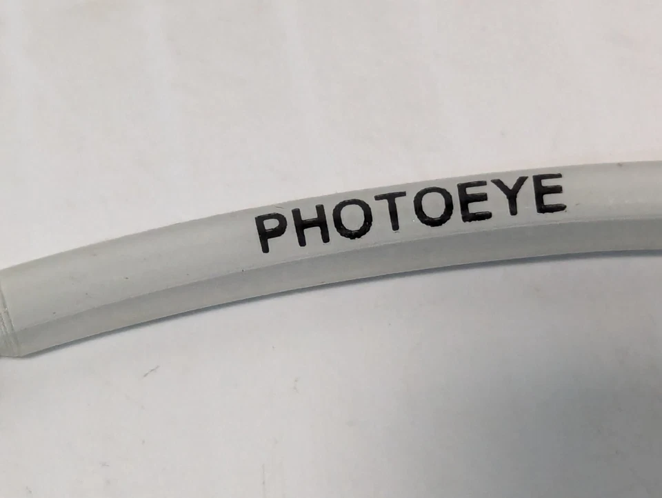 Omron E3ZT81J0SRL-U1 Photoelectric Sensor Assy Emitter - Image 4 of 4