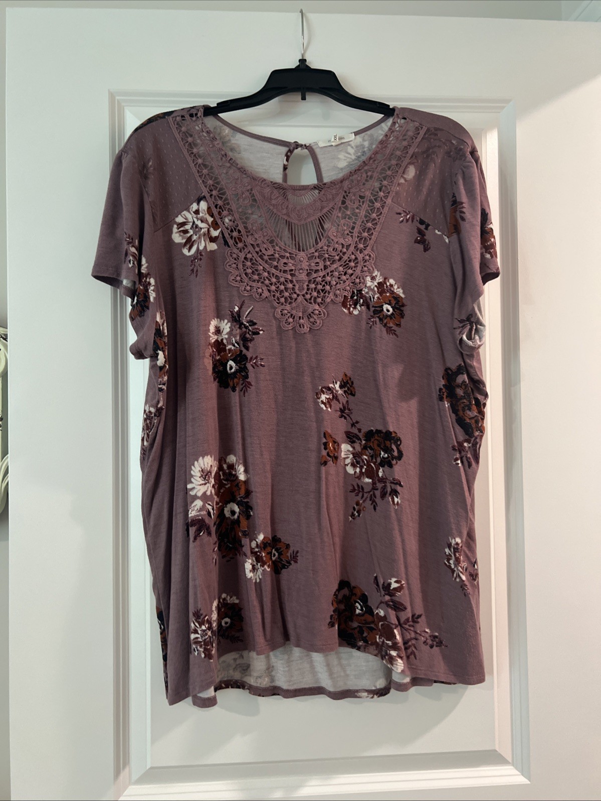 Maurice’s Women’s Size XXL Purple Floral Short Sleeve Top
