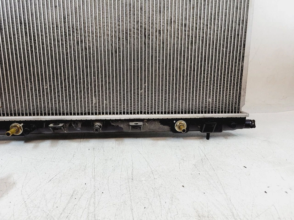 1999 2000 2001 2002 SUBARU FORESTER RADIATOR OEM 45199FC340 - Image 4 of 4