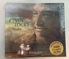 Tokaheya Inajin Kevin Locke Earth Gift Native American Music Awards 2009