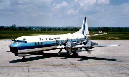 FLY EASTERN AIR LINES L-188 ELECTRA LAPEL HAT PIN TIE TAC TURBOPROP AIRLINER - Picture 2 of 12