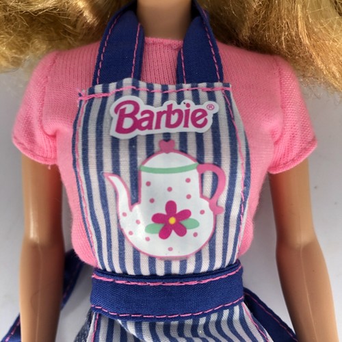 1998 Sweet Treats Barbie #20780 Accessories Baking Cooking Cakes Doll - Picture 10 of 12