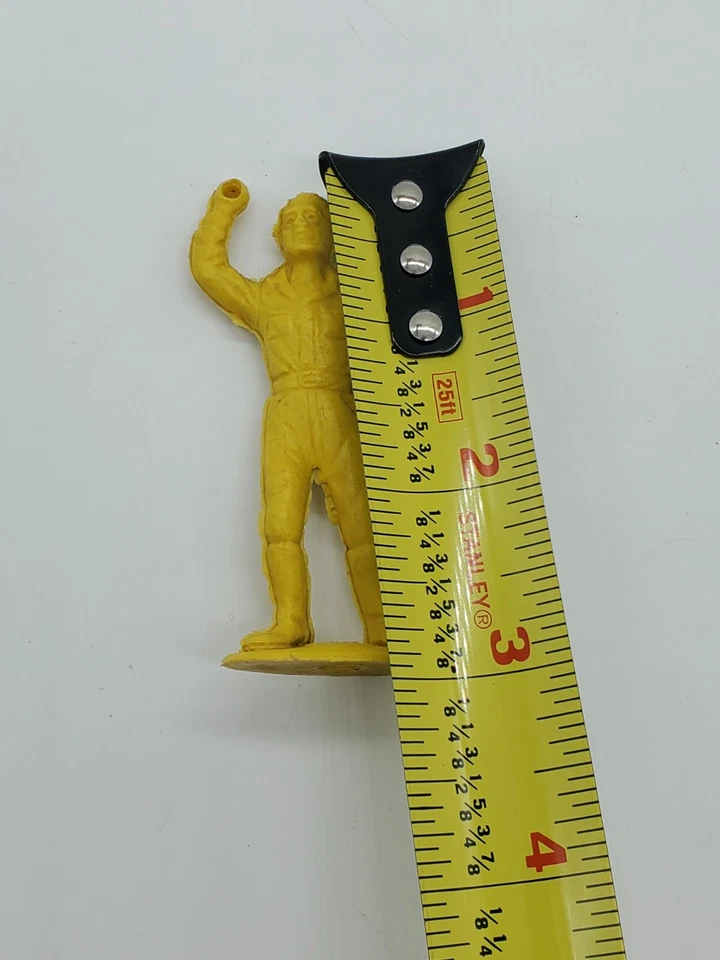 MPC Amarillo Trabajador de la Construcción Plástico Duro De Colección B139 Foto 4 de 4