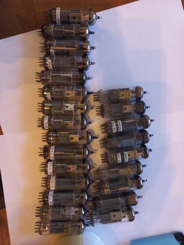 Tube électronique Philips Dy51 - NOS (New Old Stock) - Neuf Dans Sa Boîte D'origine