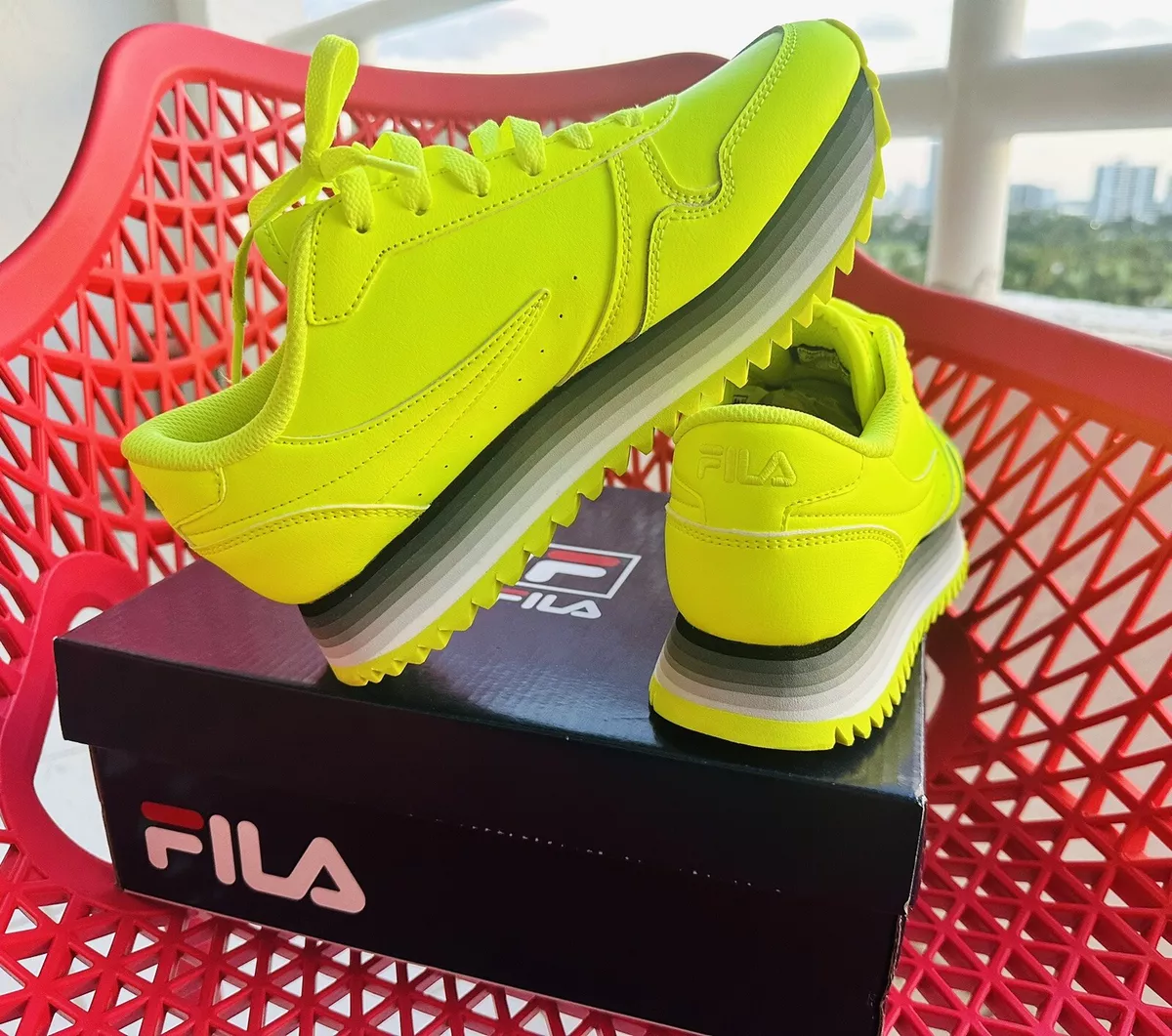 Fila sneakers women best sale yellow