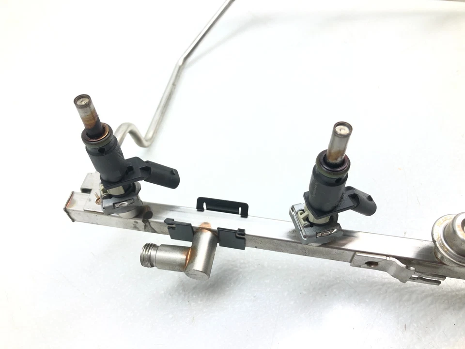 Mercedes Benz E550 2010-2013 5,5 L V8 carril inyector de combustible con juego de inyectores OEM Foto 4 de 4