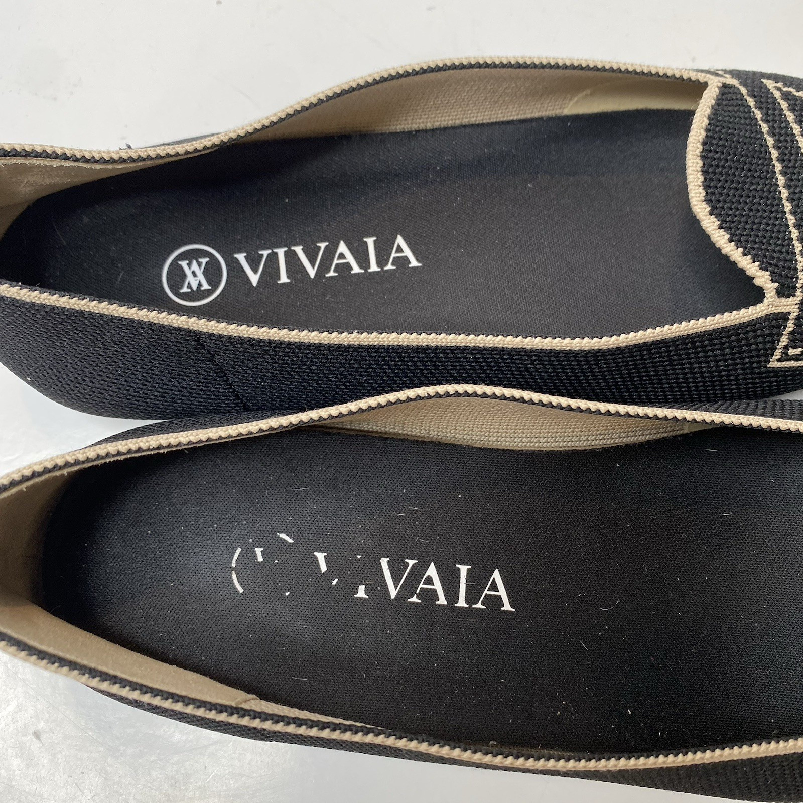 Vivaia Adele Pointed-Toe Patterned Flats Womens 3… - image 10