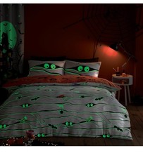 Image of Halloween Duvet Cover Double – Glow-in-the-Dark Scary Mummy