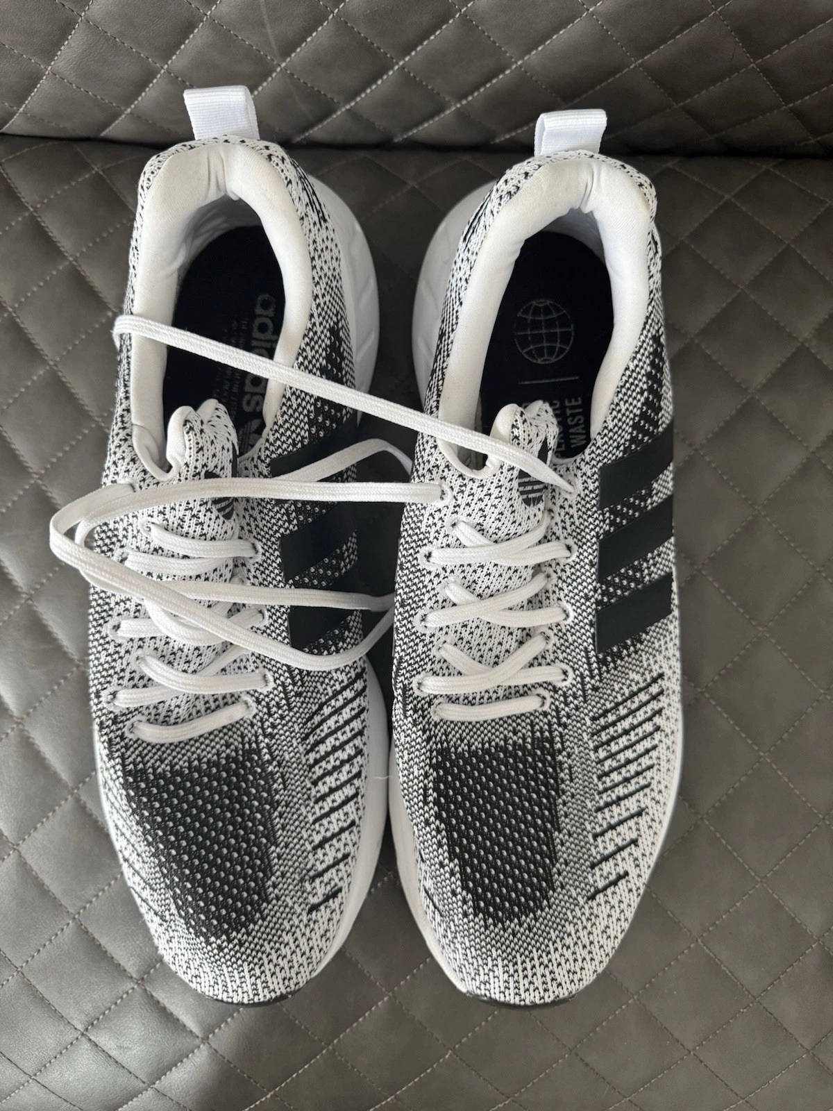 Scarpe da ginnastica Adidas taglia 10