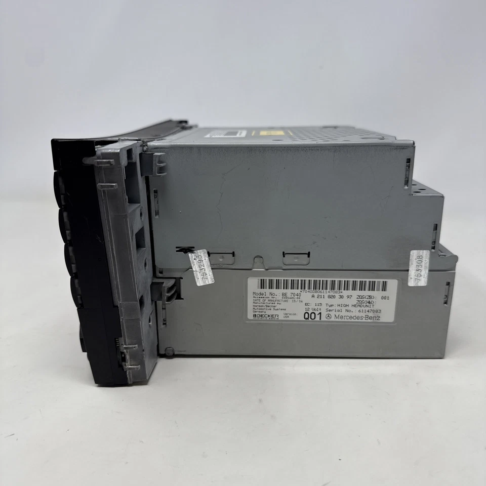 2003-2008 OEM Mercedes W211 E320 E500 E550 Command Head Unit Navigation CD Radio - Image 4 of 4