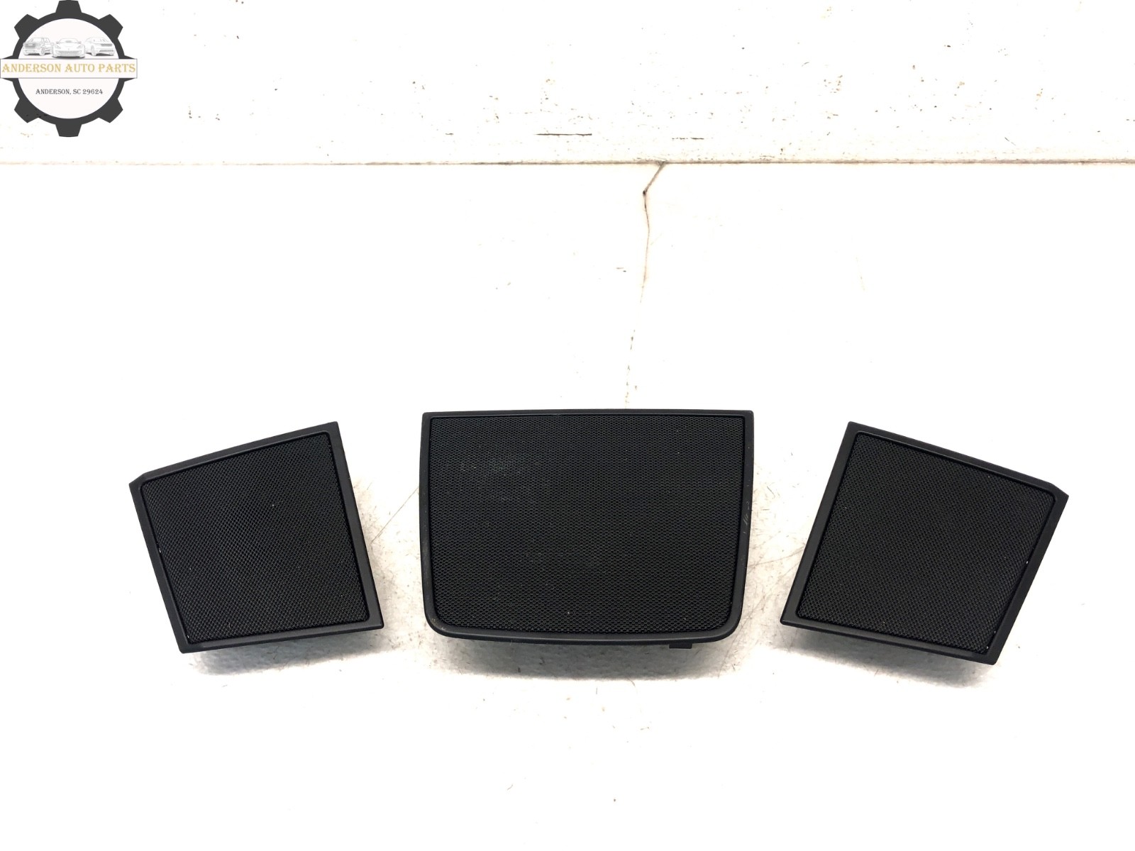 2014-2019 MASERATI GHIBLI DASHBOARD SPEAKER COVERS W/ SPEAKERS X3 OEM