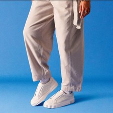Image of Clarks Size 7 D Mayhill Bay Off White Leather Trainers Leather Casual shoes New