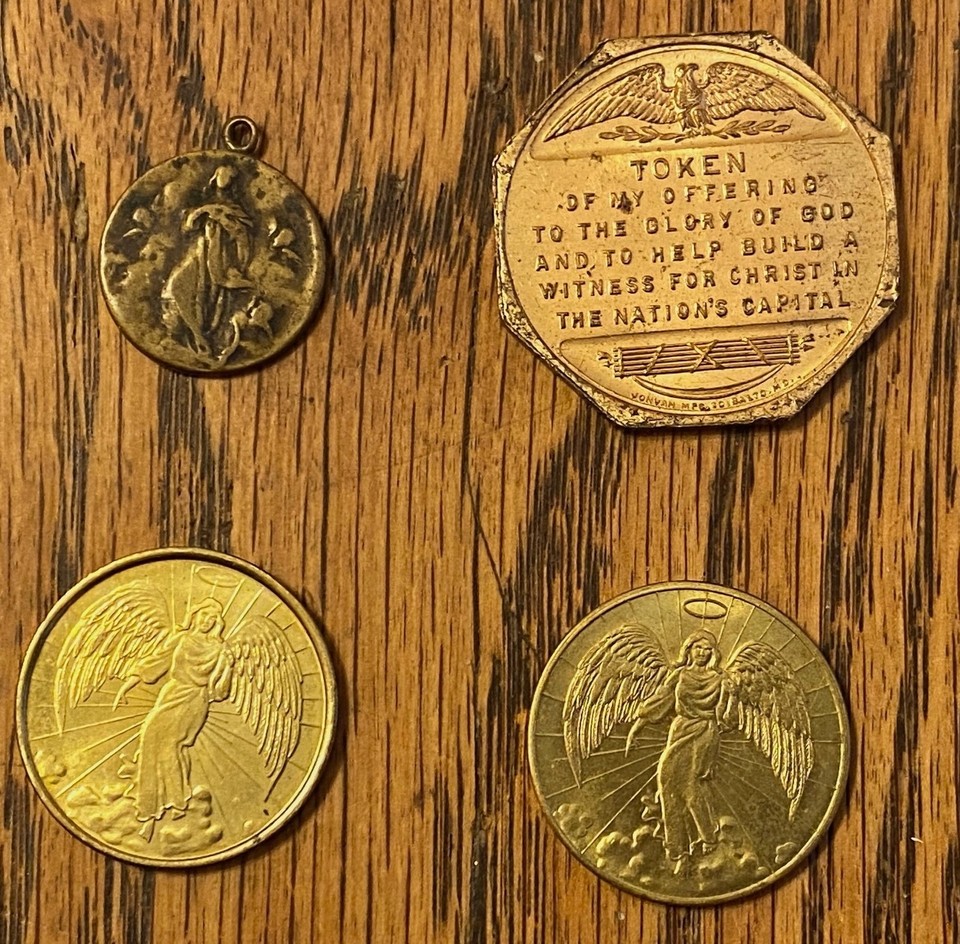 RELIGIOUS MEDAL & TOKENS LOT - FOUR ITEMS - NICE DETAIL - ESTATE FIND ...