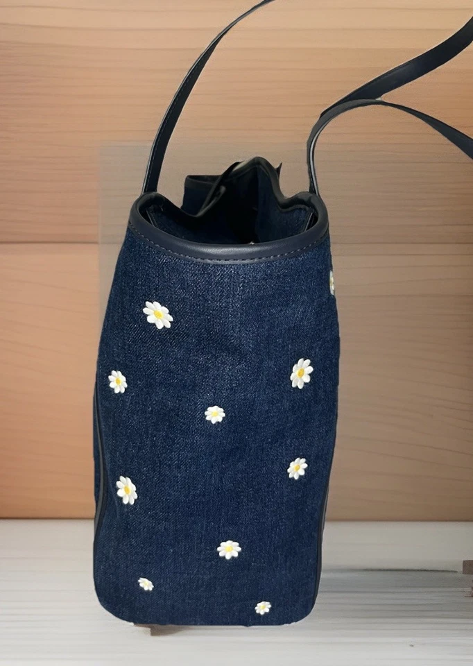 Bolso de Mano KATE SPADE SATURDAY Denim IDG Floral Slide Margarita Bordado NUEVO Foto 4 de 4