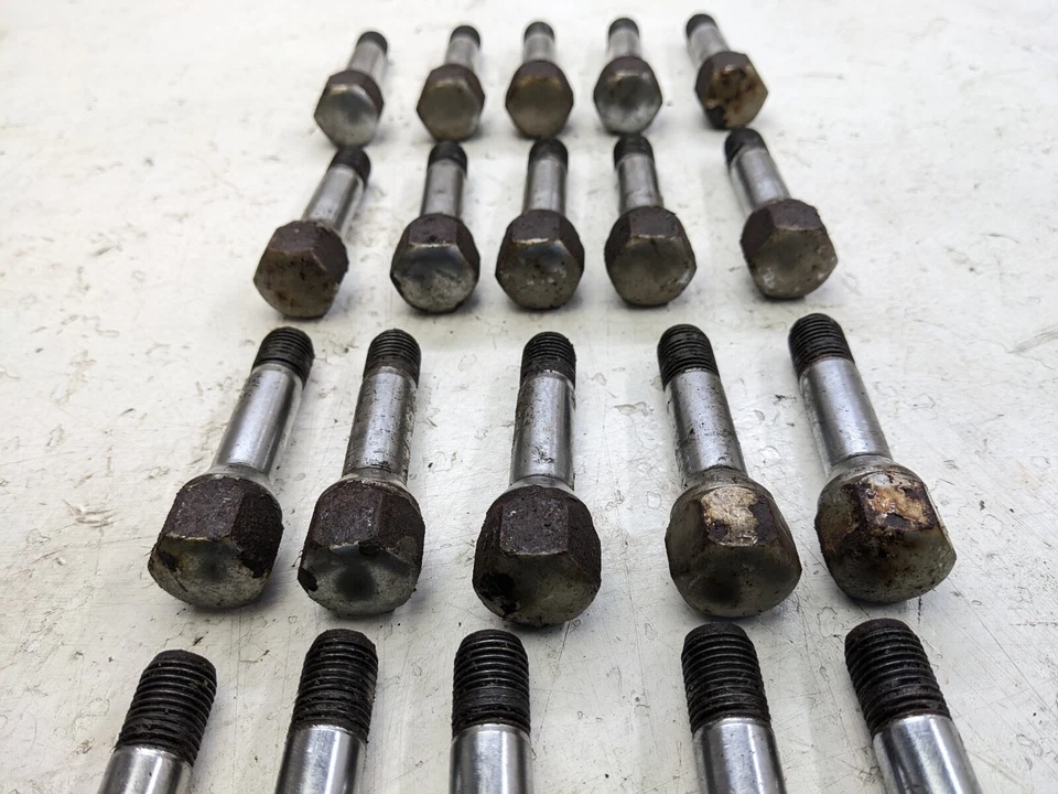 MASERATI QUATTROPORTE 2006 M139 WHEEL NUTS WHEEL BOLTS SET 20x - Image 3 of 4