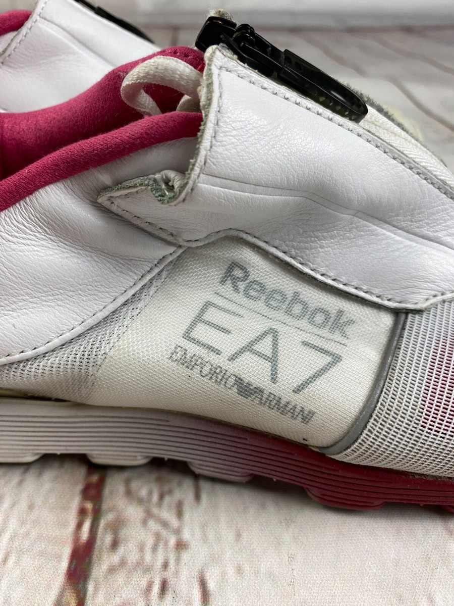 ARMANI Reebokトレーニングランニングウェア Exclusive Sneak Peak: Armani x Reebok | GQ