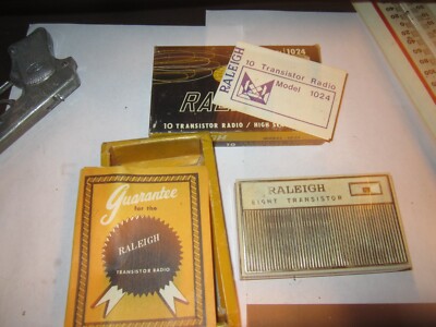 Vintage RALEIGH Model 8 Transistor Radio IN A 1024 BOX WITH PAPERWORK