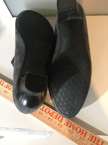 Women's Shoes - Picture 6 of 12
