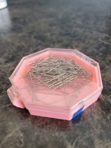 Vintage pink Plastic octagon shapePin Holder Container Sewing Push Pins